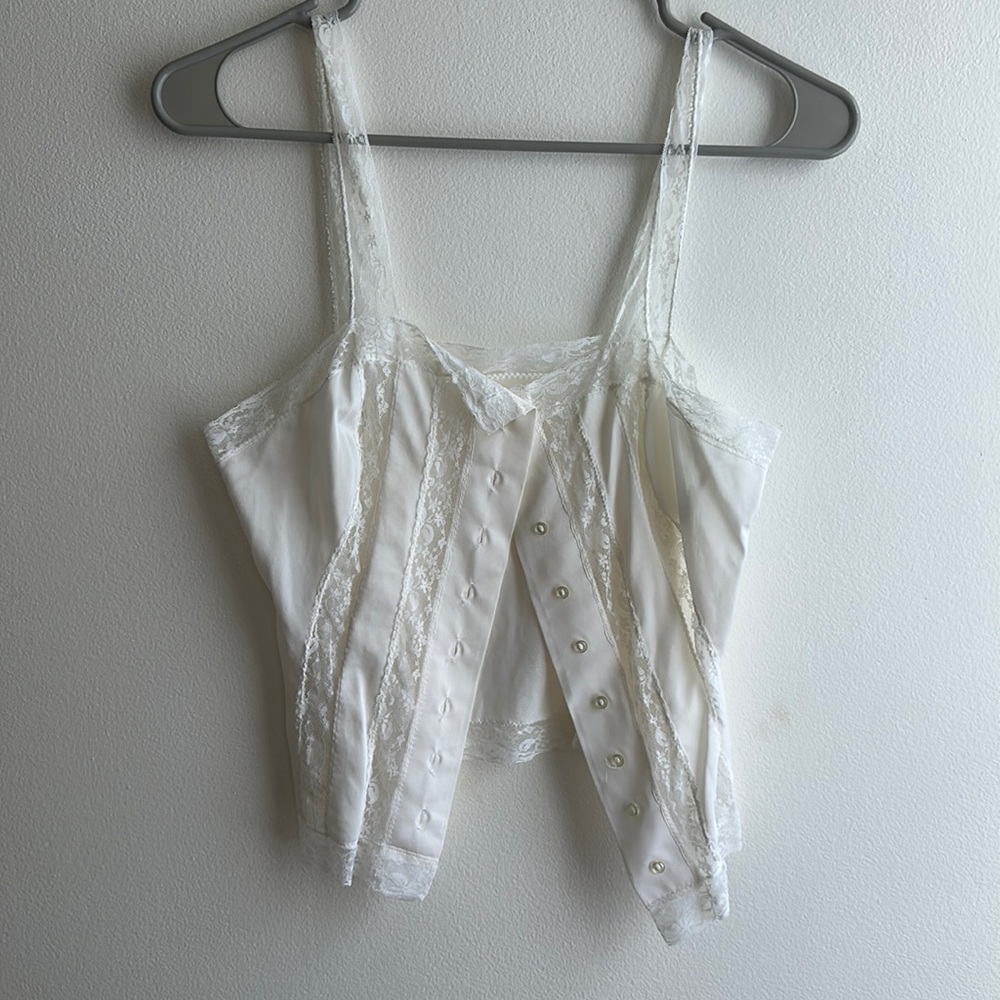 Vintage dainty lace button cami